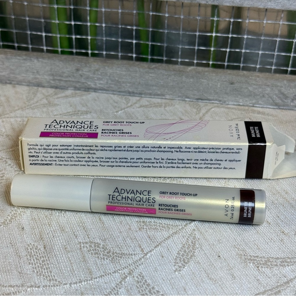 Avon Advance Techniques Color Protection Grey Root Touch-up Brunette